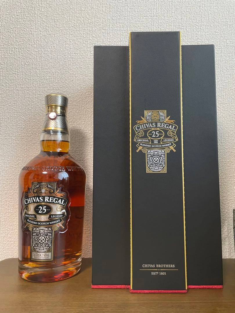 CHIVAS REGAL シーバスリーガル　25年 700ml