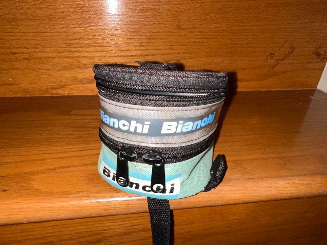 Bianchi サドルバッグ ELライト機能付き