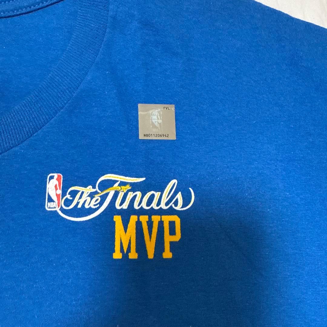 nbaサイン入りTシャツ イグダーラ