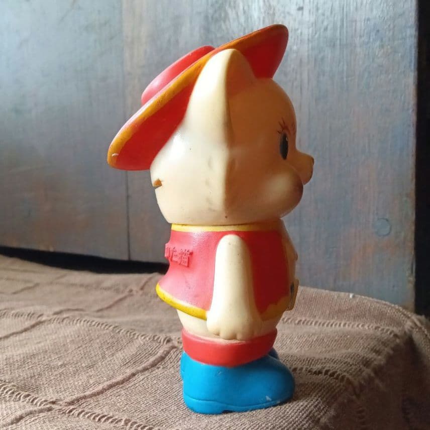 長靴をはいた猫　ソフトビニール人形　貯金箱　昭和レトロ　ソフビ