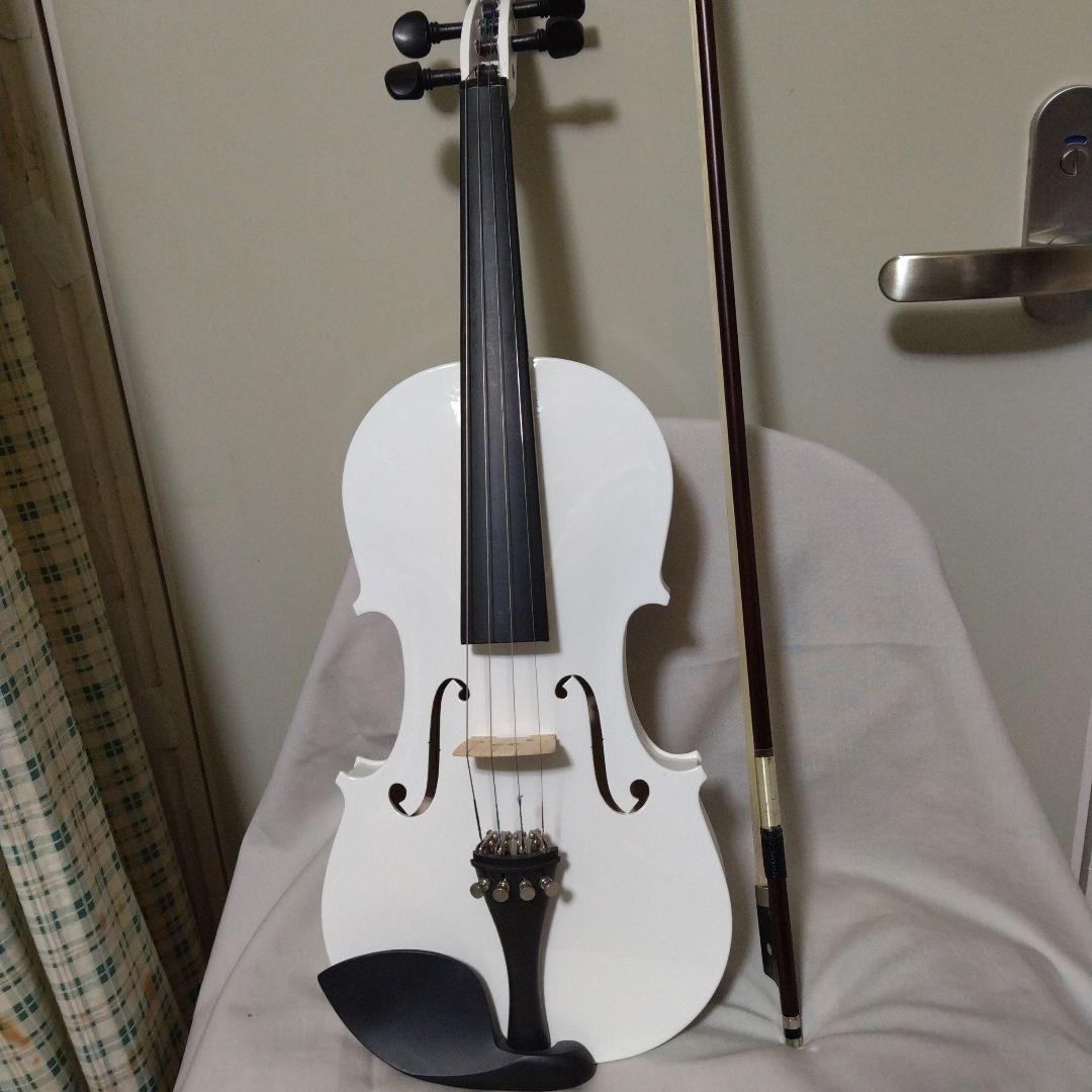 ♥即、使用可♥新品未使用品♥特価♥純白のバイオリ4/4♥弓ケース松脂付き