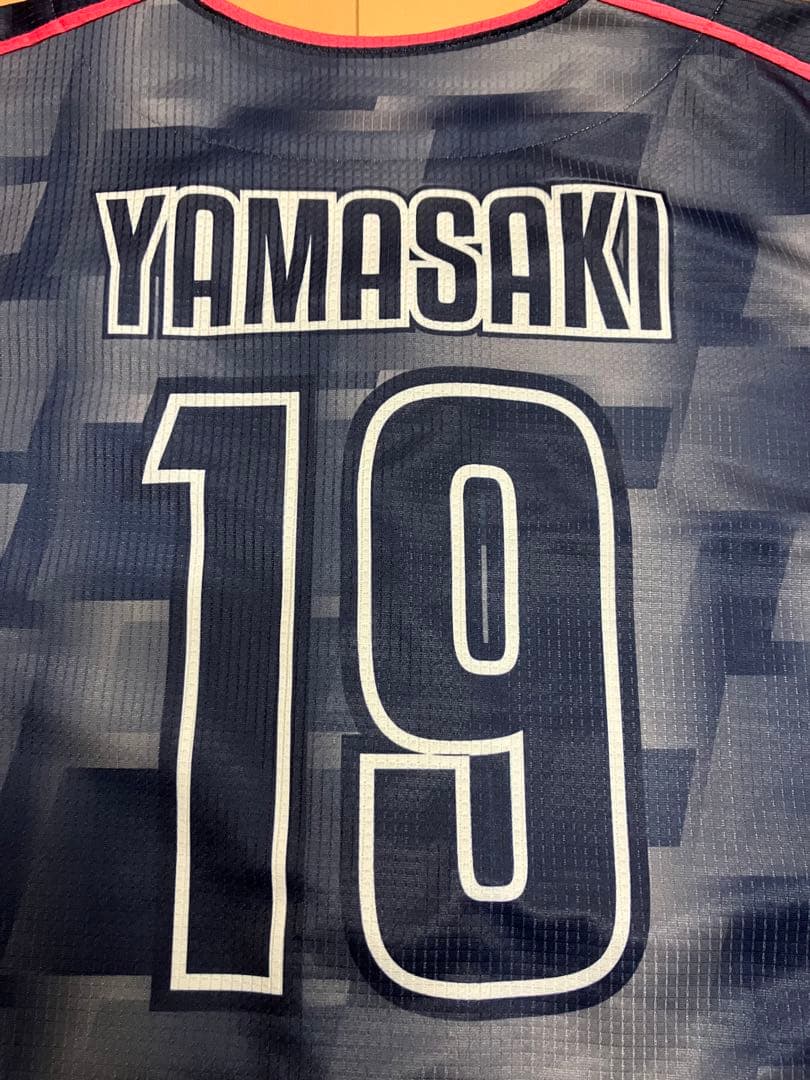 山崎康晃　横浜denaベイスターズ　コラボ　ユニフォーム　ハイクオリティー