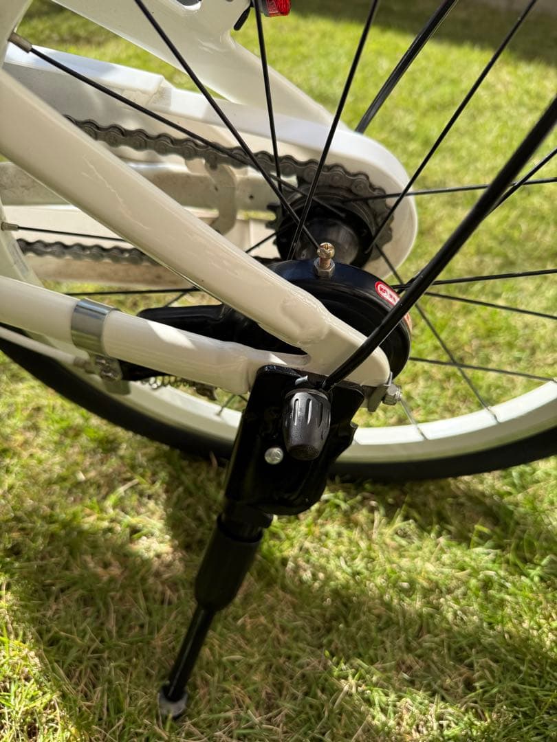 美品❗️ブリヂストン レベナ　子供用自転車　18インチ　世田谷区　ライト付き