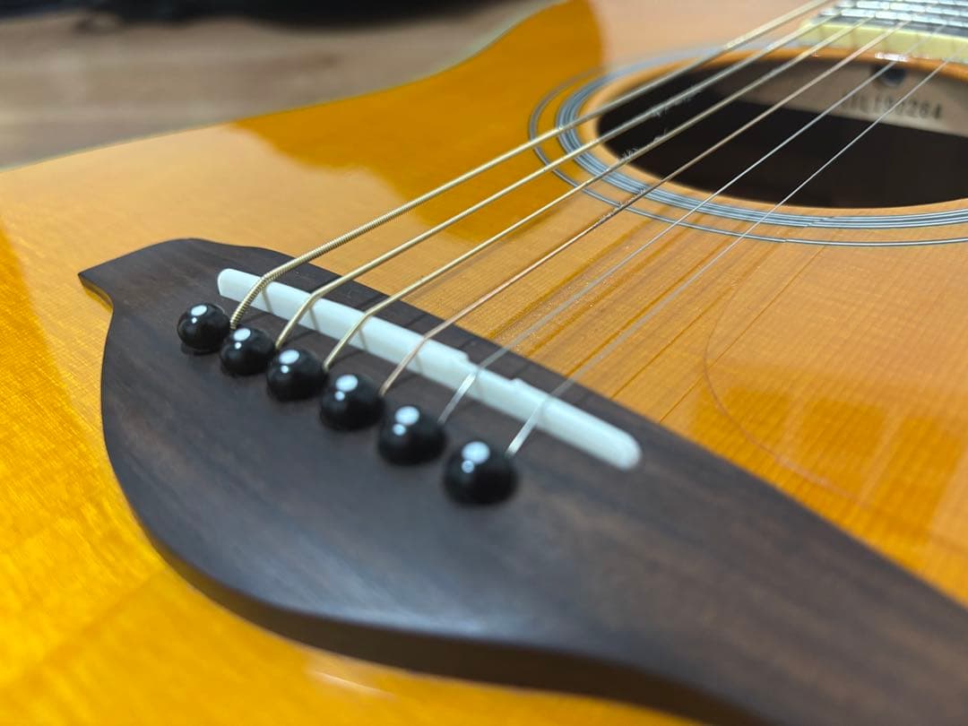 美品Yamaha FS-TA アコースティックギター トランス　姫路駅手渡し希望