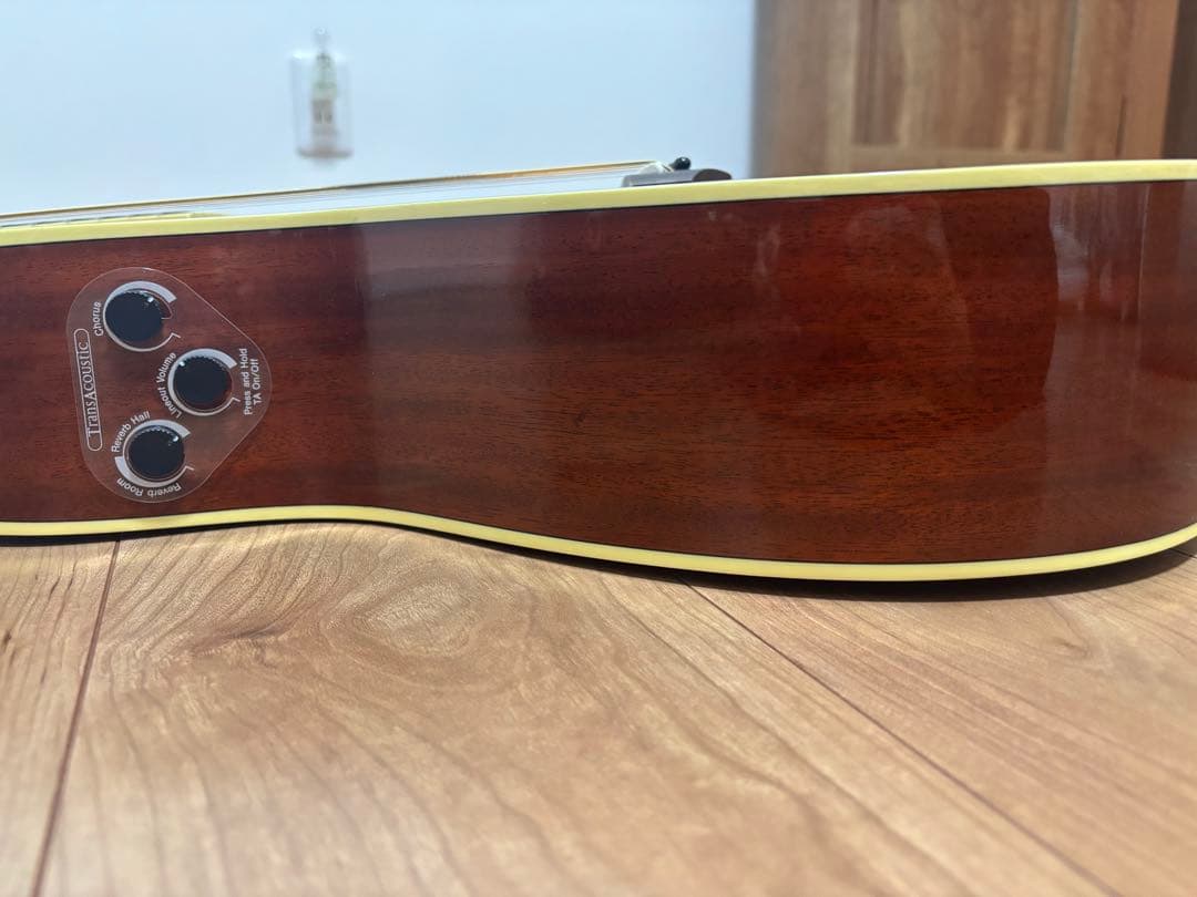 美品Yamaha FS-TA アコースティックギター トランス　姫路駅手渡し希望