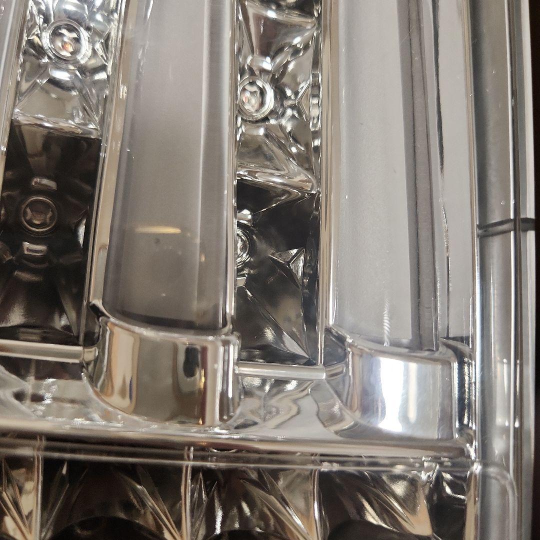 プリウス ZVW30　 ヴァレンテイ ジュエルLEDテールランプ