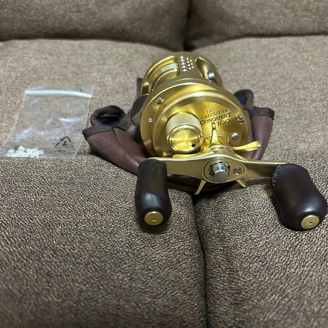 SHIMANO 初代CALCUTTA CONQUEST 100