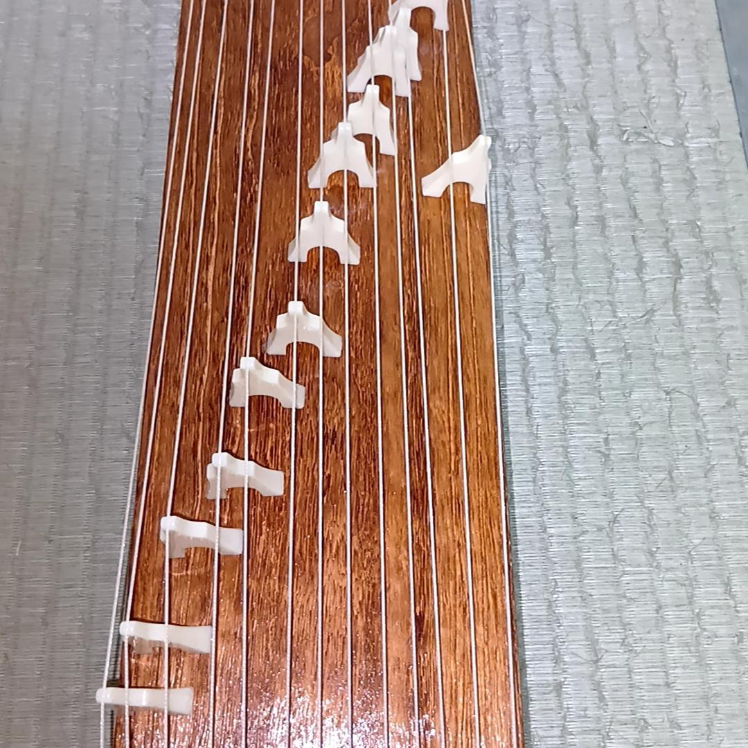 短箏 短琴 ミニ琴 二尺琴 13弦 和楽器 弦楽器 琴柱　60cm