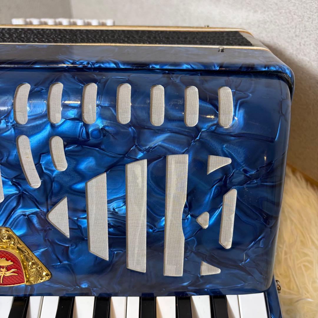 【美品】TOMBO アコーディオン No.211 30鍵盤 ハードケース付