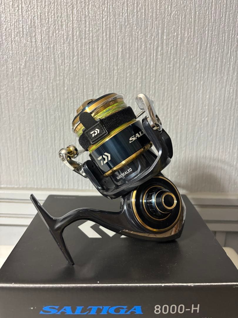 SALTIGA 8000-H スピニングリール　SLPアルミラウンドノブ付き