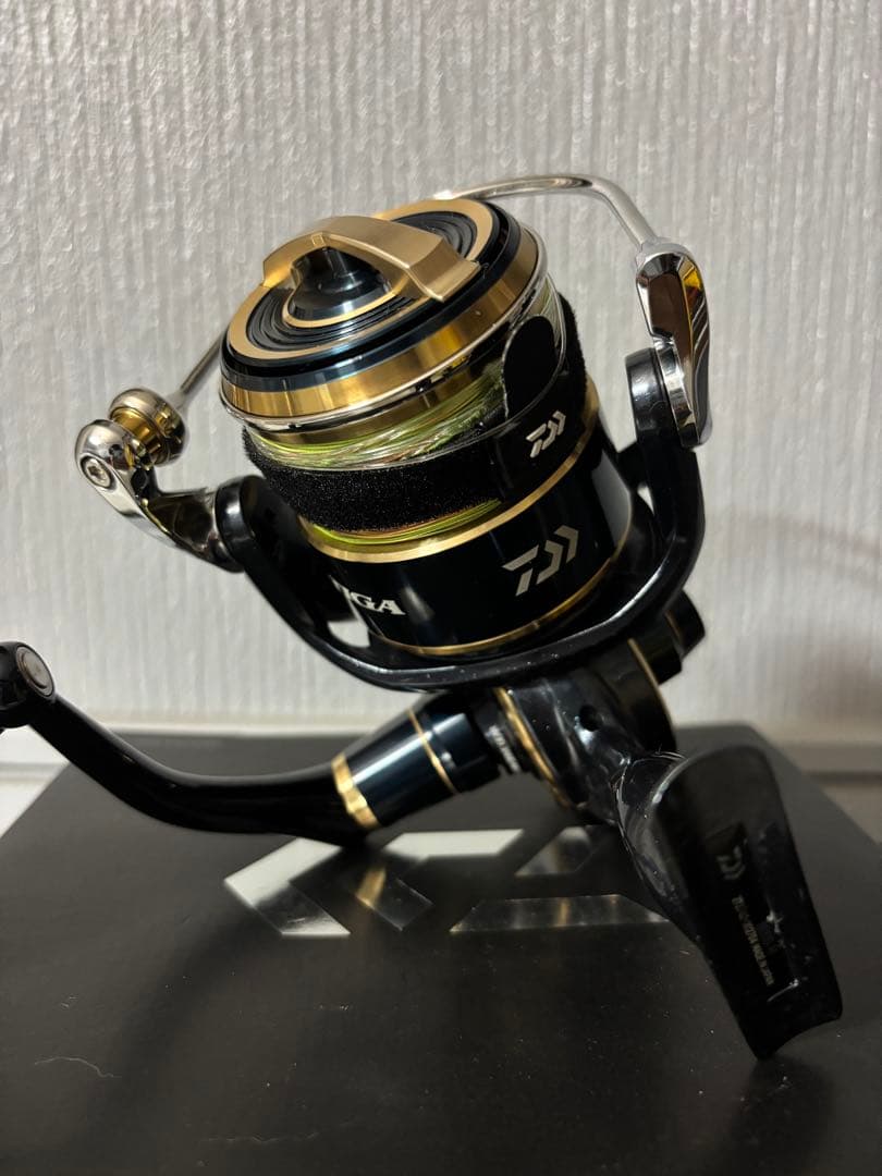 SALTIGA 8000-H スピニングリール　SLPアルミラウンドノブ付き