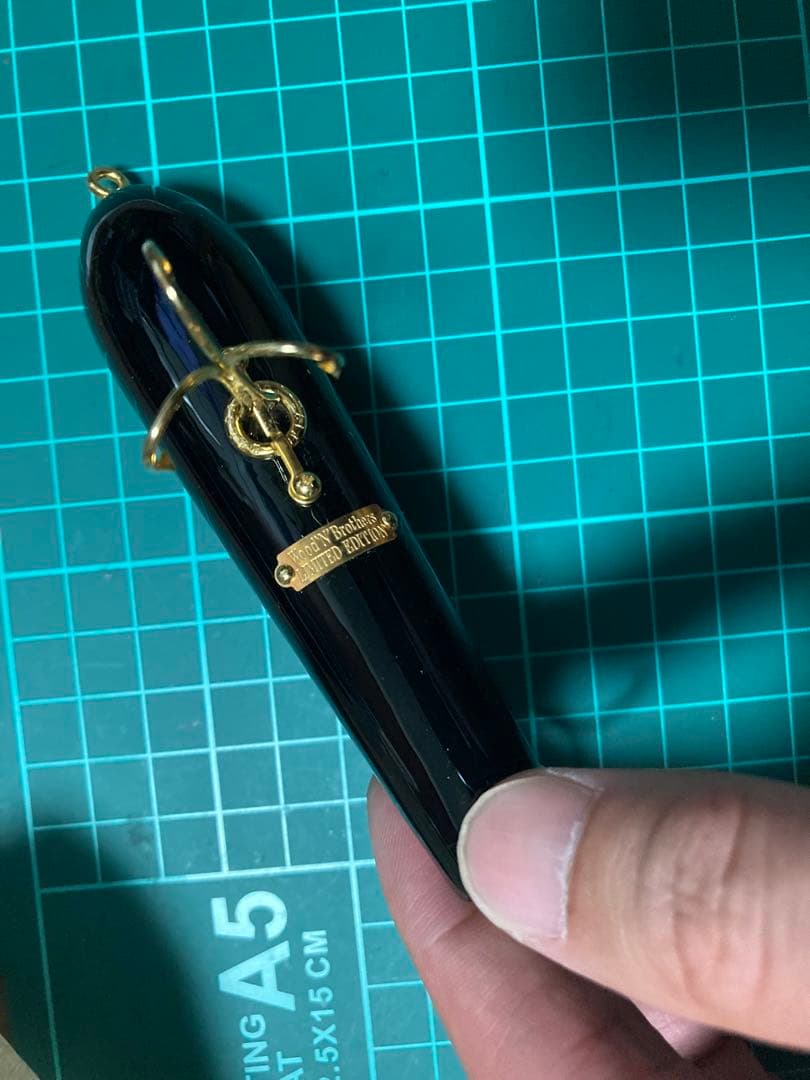 ハンドメイドルアー