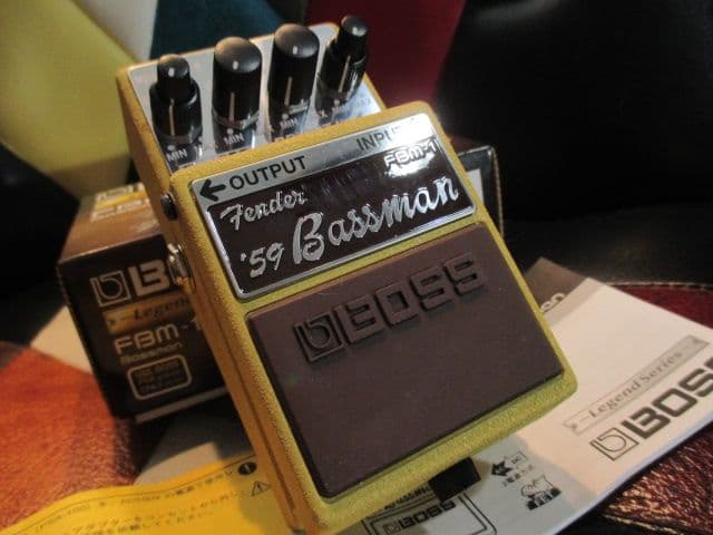 ほぼ新品 BOSS ’59 BASSMAN ベースマン FBM‐1 エフェクター