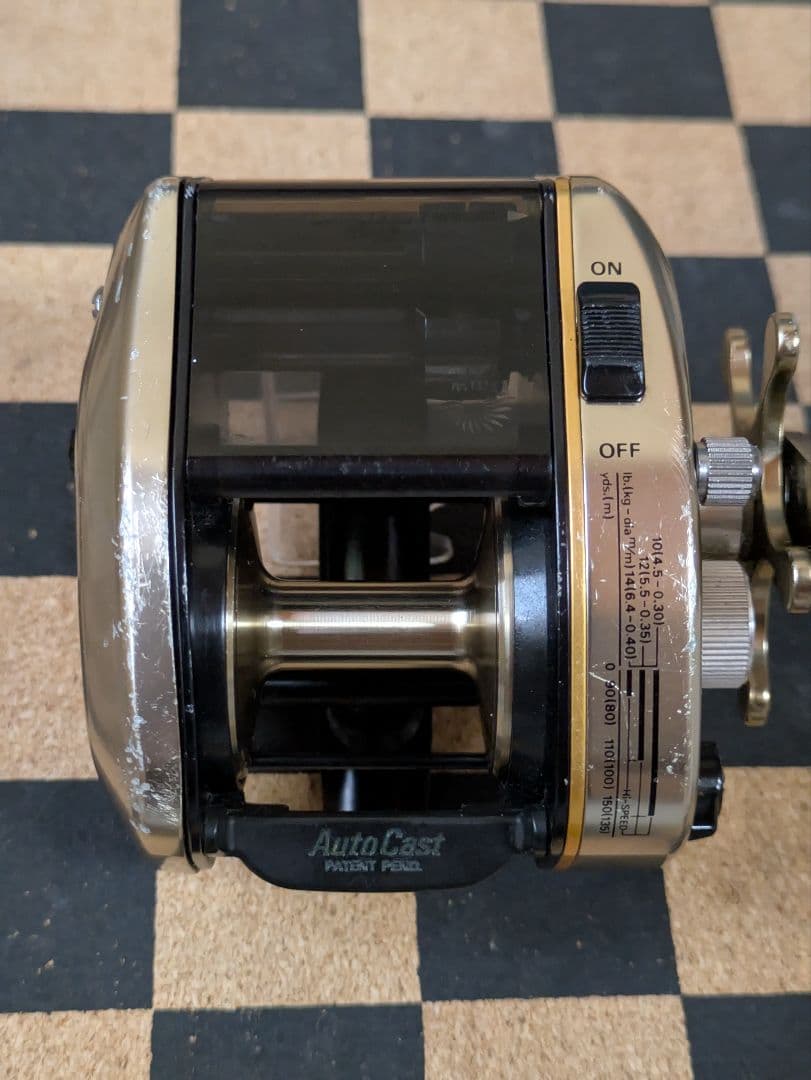 リール 957.Daiwa PHANTOM Tournament SS-15