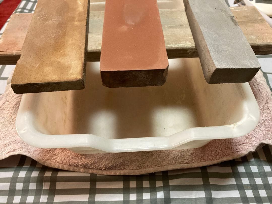 訳ありお買得、高級仕上げ、高級中砥石 プラス荒砥石3点セット荒から仕上げ