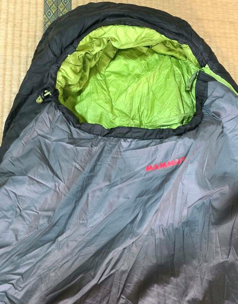 Mammut Ajungilak Compact マムートの寝袋　アウトドア用