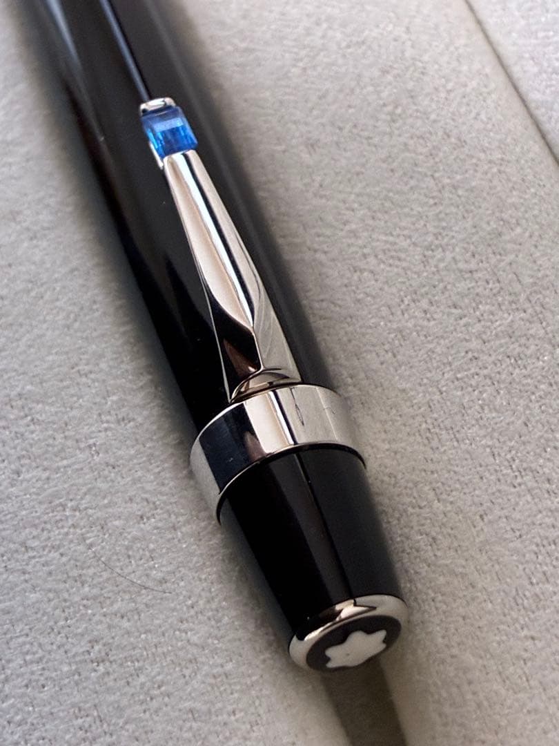 ◾️プラチナ◾️モンブラン◾️ボエム ボールペン◾️ブルーストーン◾️化粧箱付属◾️筆記良◾️