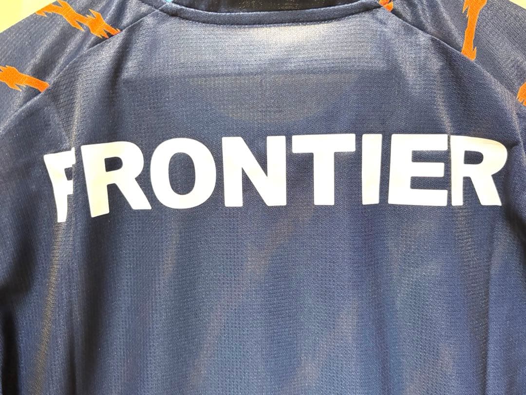 即購入OK！新品タグ付 横浜FC リミテッドユニフォーム XLサイズ プーマ