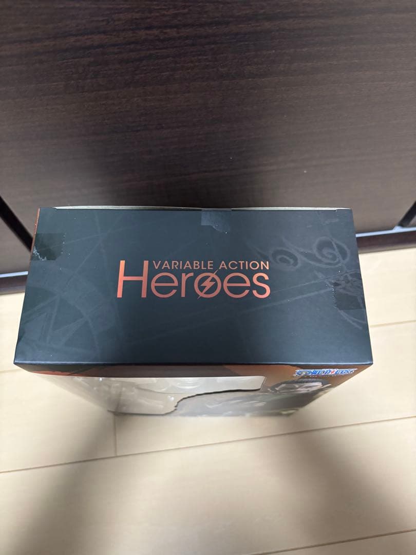 ヴァリアブルアクションヒーローズ ワンピース クロコダイル 可動 フィギュア