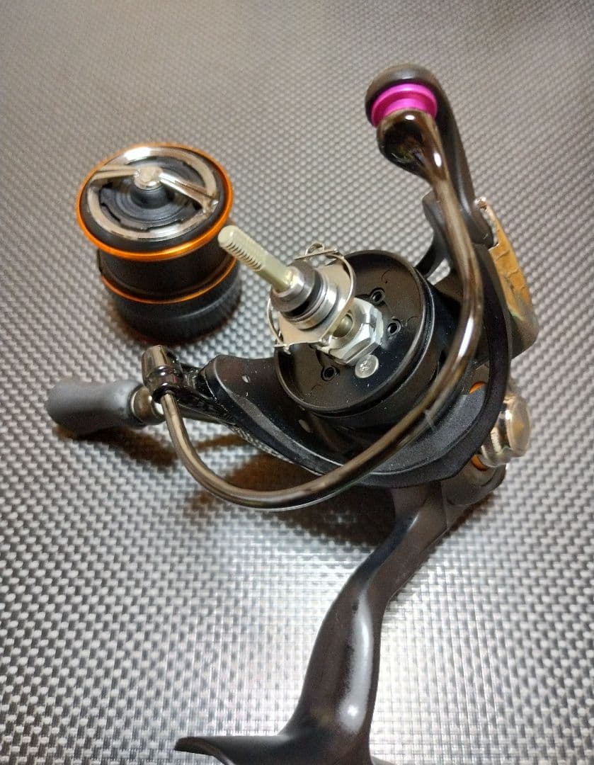 DAIWA ダイワ ２１プレッソＬＴ１０００Ｓ-Ｐラインローラー交換品