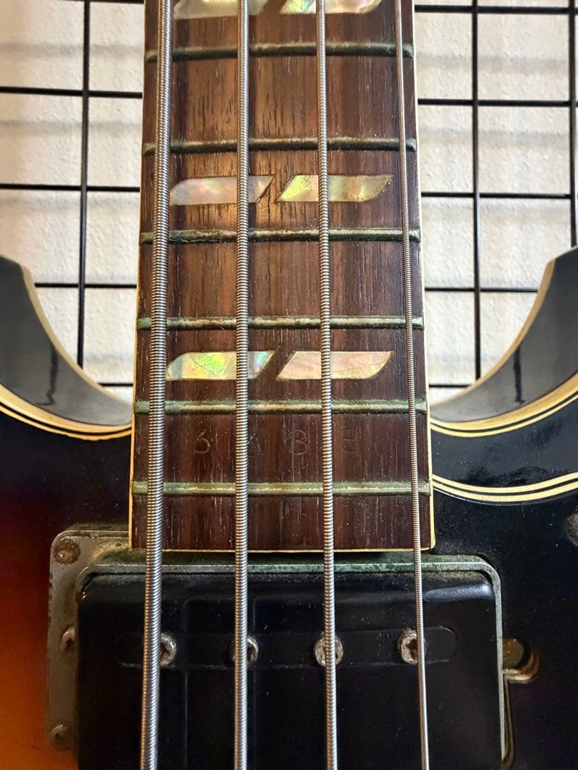 希少　YAMAHA エレキベース SA-70 セミアコタイプ　本体のみ　ジャンク