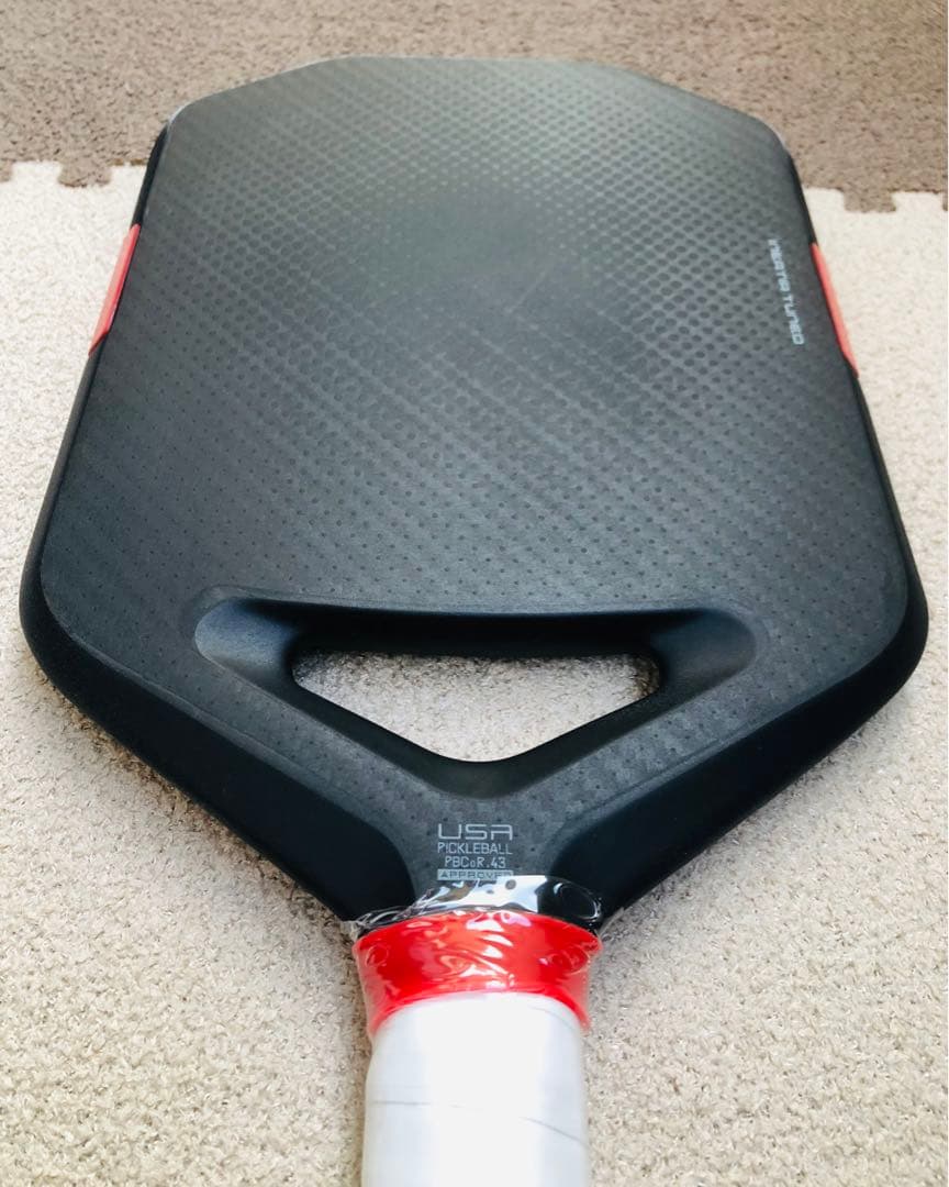 最新!! 第4世代 フォームコア テスラ プレイド ピックルボール パドル