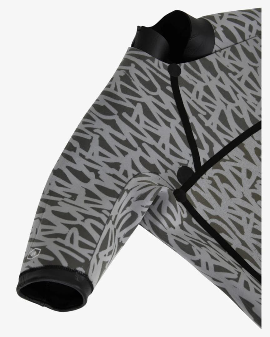 M！新品◆RVCA ウェットスーツ 2/2 CHEST ZIP シーガル◆