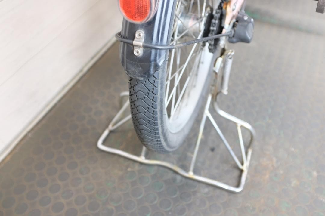 パナソニック ギュット　20インチ　3段　6.6Ah（5点灯）充電器あり