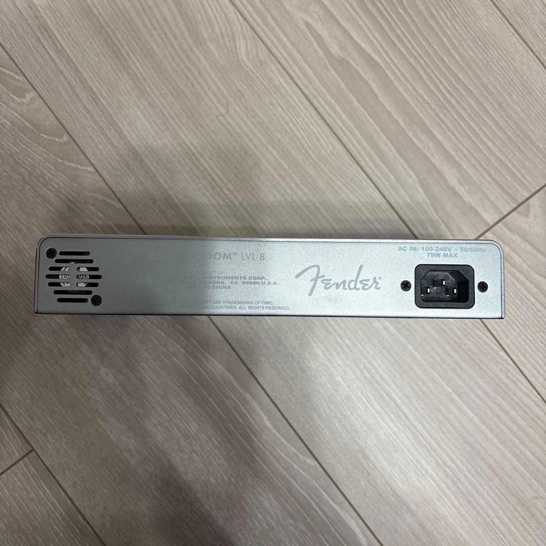 Fender ENGINE ROOM LVL 8 電源供給装置　パワーサプライ