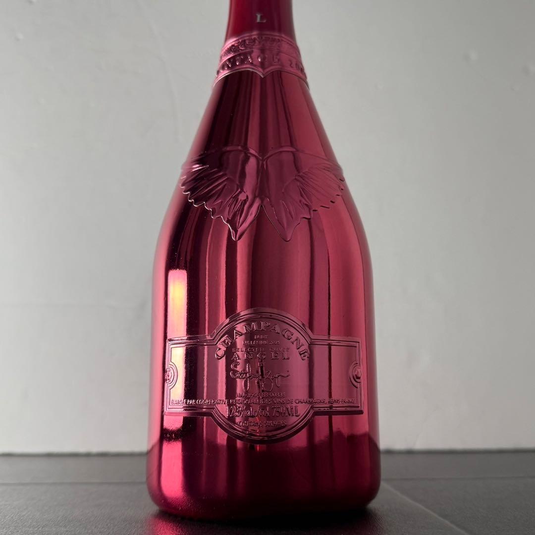 エンジェル　シャンパン　ヴィンテージ 2005 レッド　110 ケース
