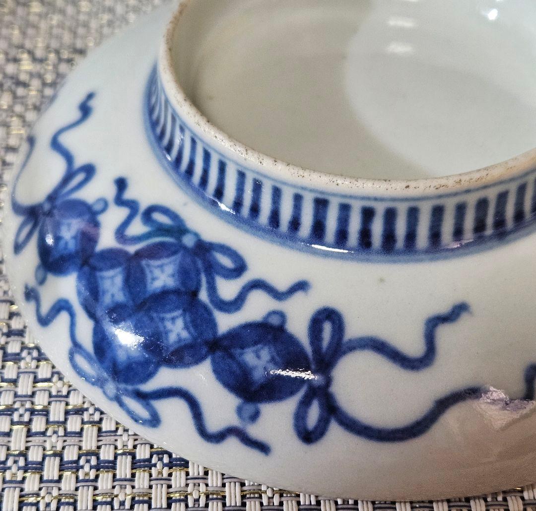 江戸時代末期～明治時代初期頃　後期色鍋島 色絵　唐草花文様　約12.5cm　小皿