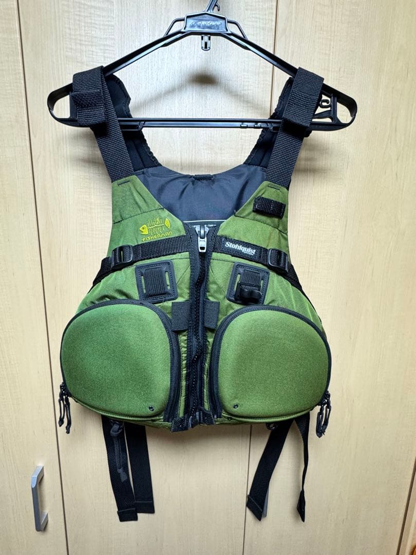 Stohlquist Fisherman ライフジャケット 緑
