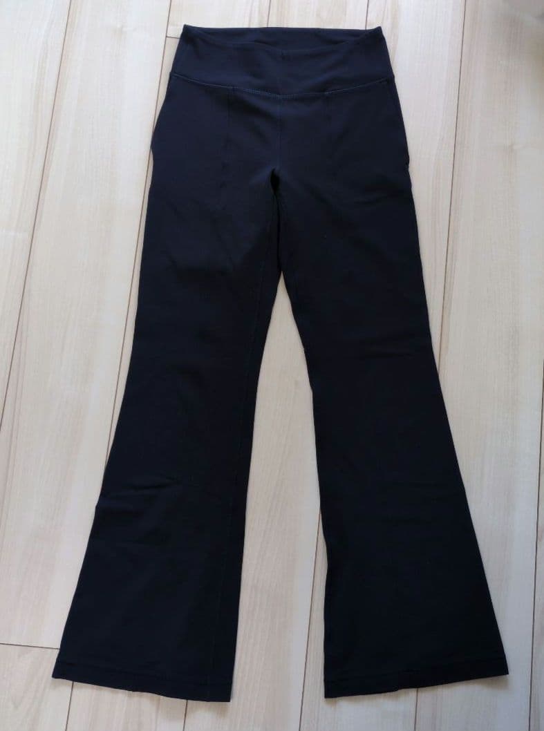lululemon　ルルレモン　Groove フレアパンツポケットつき М