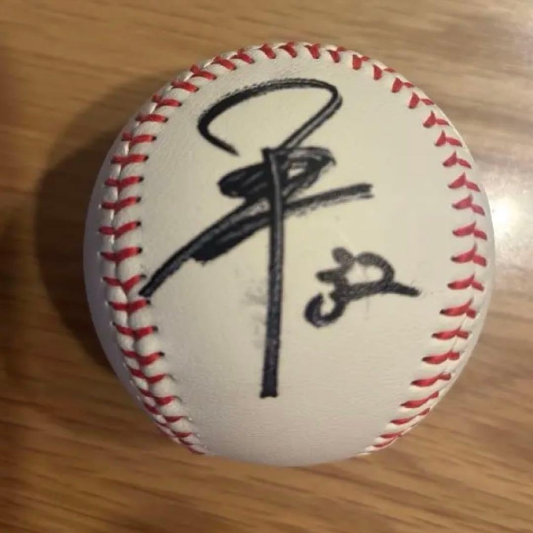 ソフトバンクホークス　柳町　直筆サインボール　投げ入れ