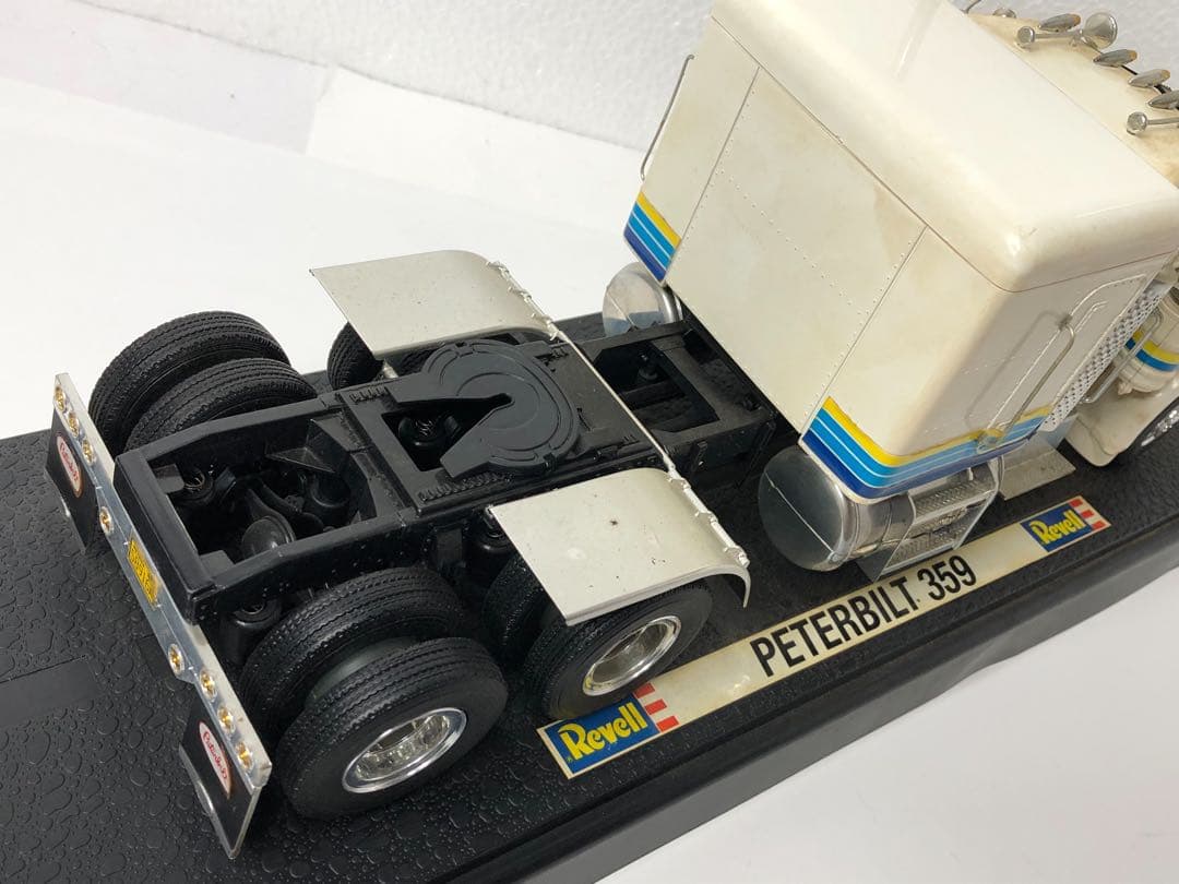 Revell PETERBILT 359 1/24 トラック トレーラーヘッド