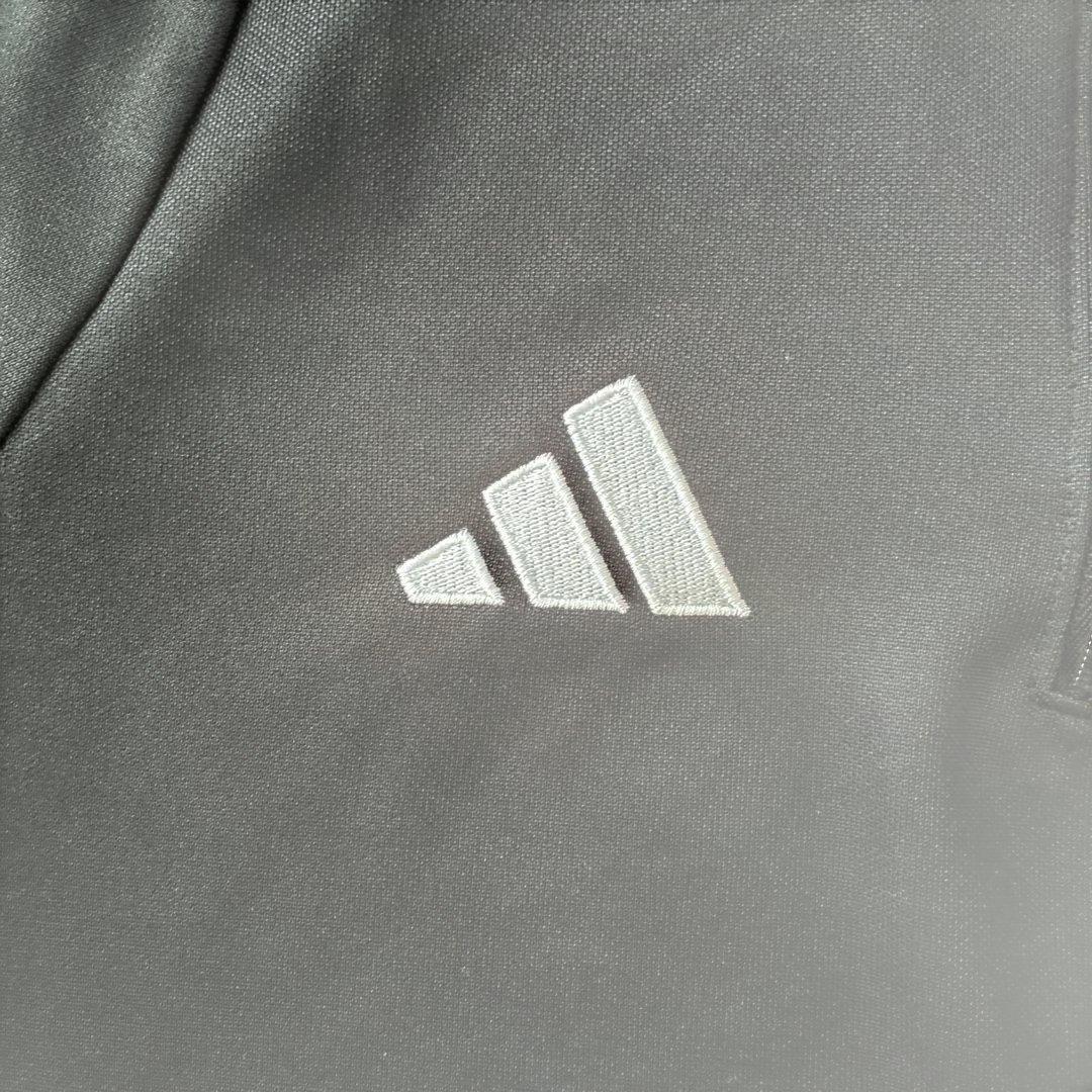 【未使用に近い】adidas ジャージ　上下　M