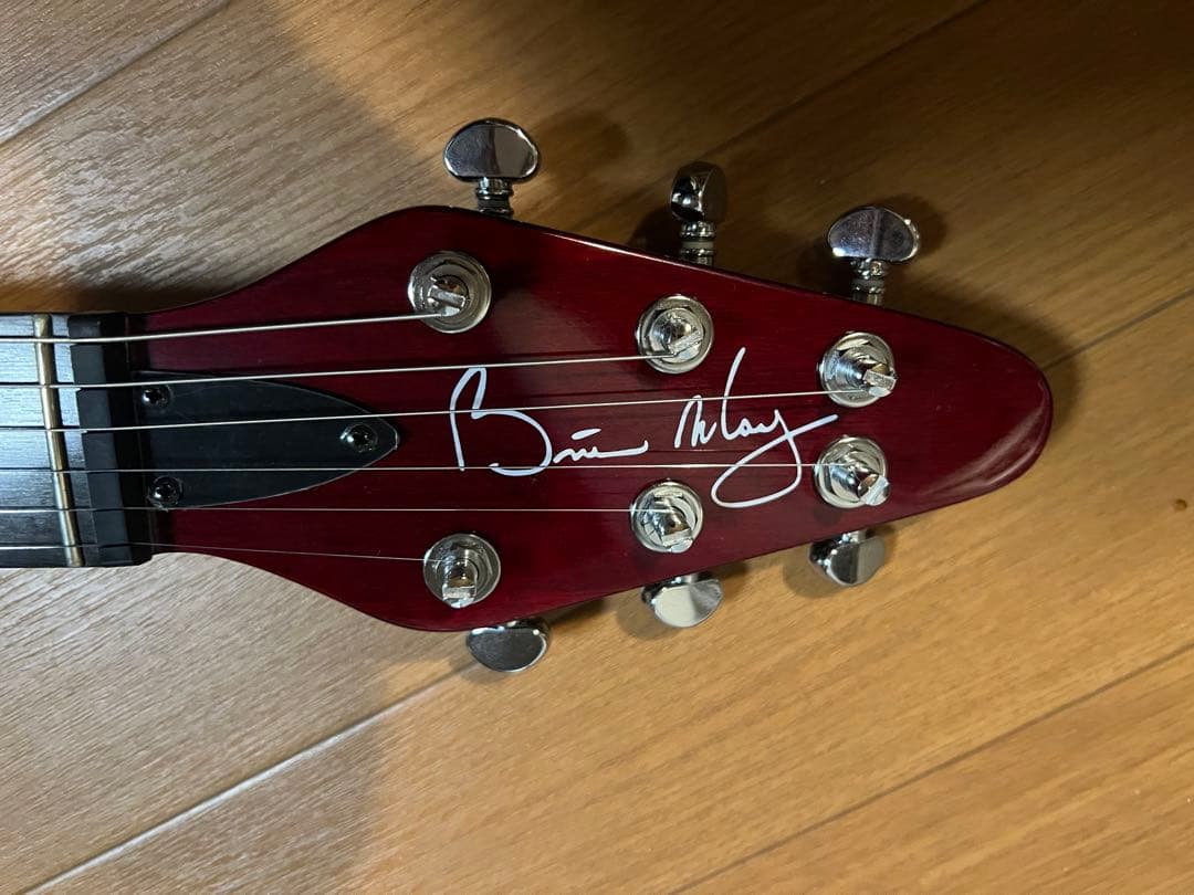 Brian May Signature Guitar レッド