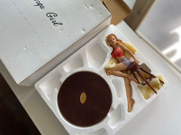 バーガ・ガール Varga Girl  世界限定品　ピンナップガール