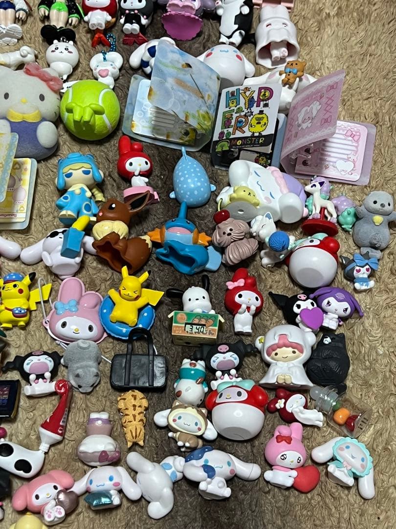 ガチャガチャ フィギュア サンリオ多め まとめ売り ポケモン お茶犬 など 大量