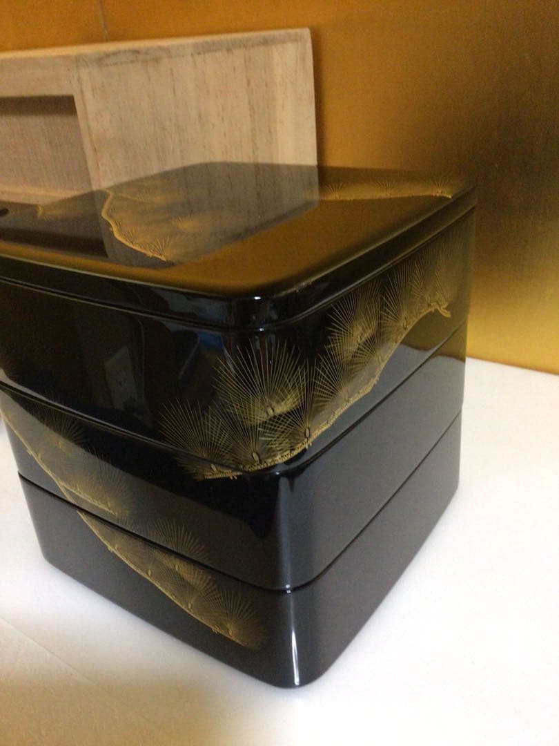 輪島塗 沈金 重箱 共箱付き