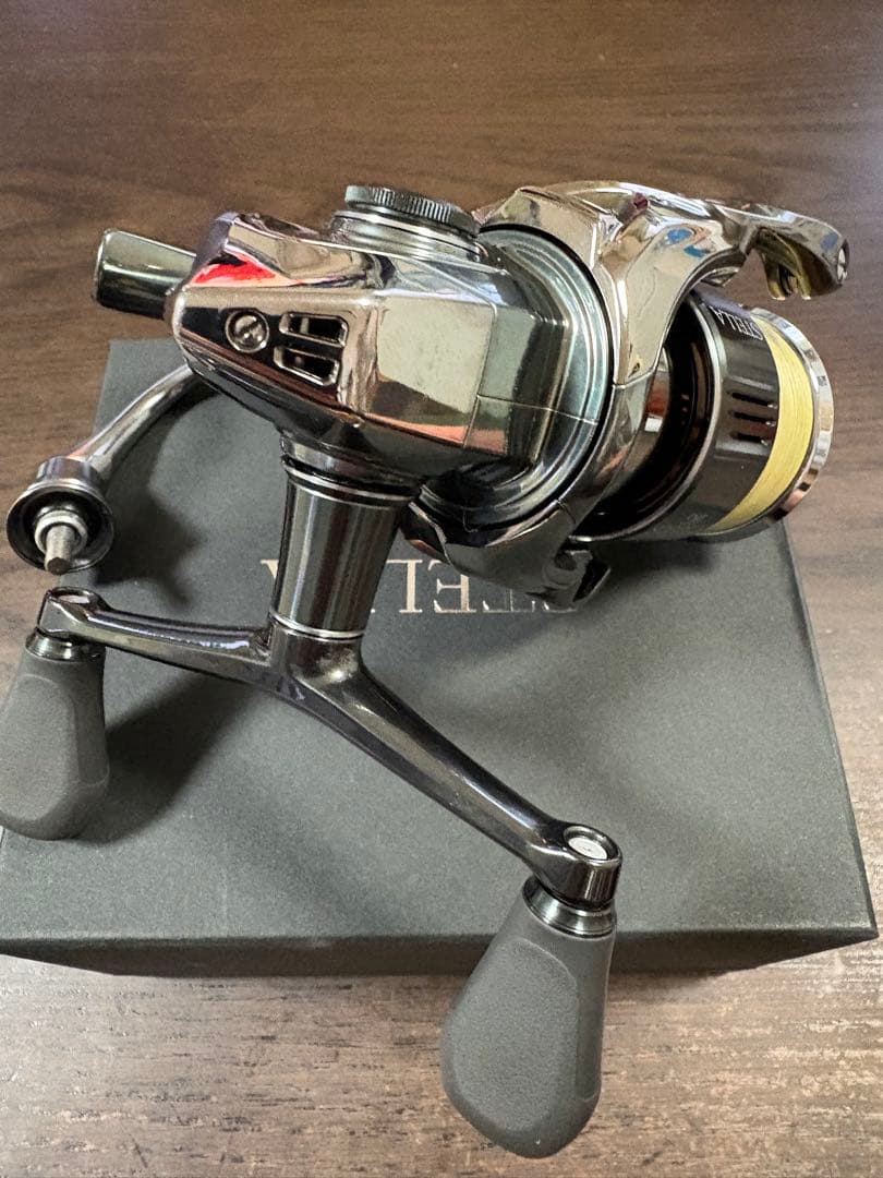 むぅ❗️シマノ　22ステラC3000SDHHG