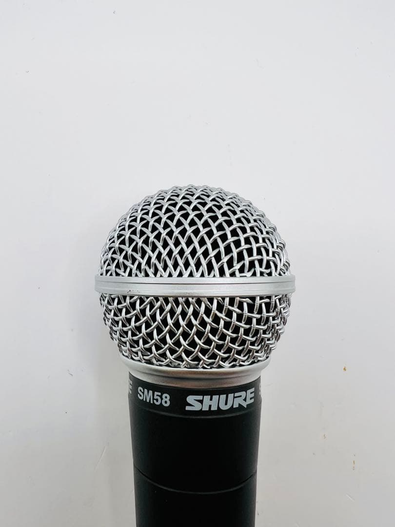 美品　ダイナミックマイク SHURE SM58