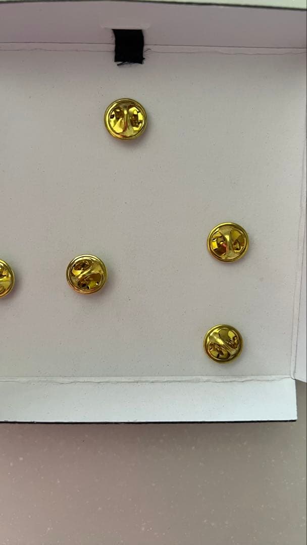 【500個限定】　ディズニー　パイレーツオブカリビアン　ピンバッジセット 箱付き