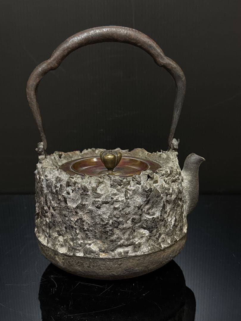 龍文堂 安之介 造 道安形 提手銀象嵌 斑紫銅蓋 鉄瓶 共箱付 茶道具