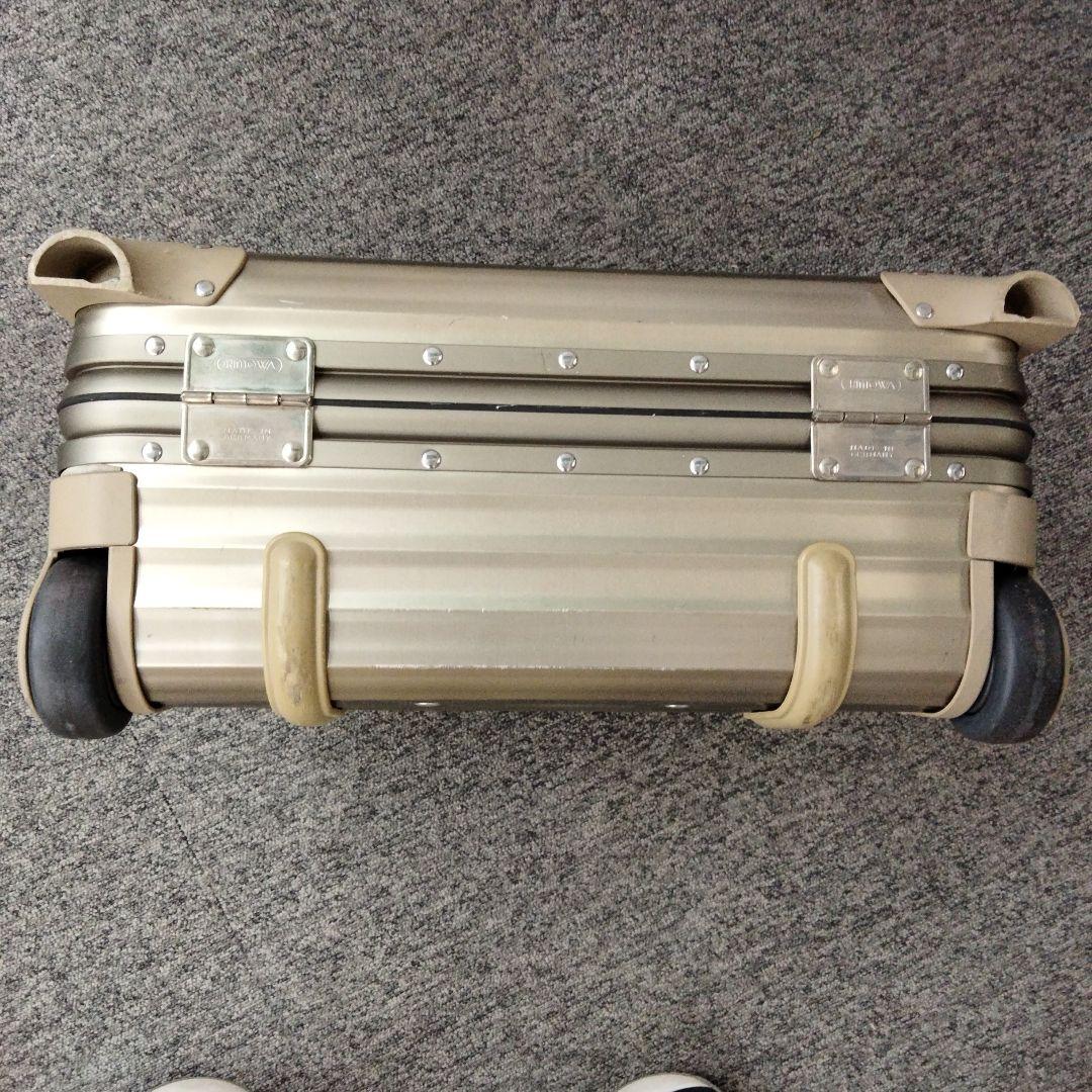 RIMOWA TOPAS TITANIUM　ビジネストロリー２輪