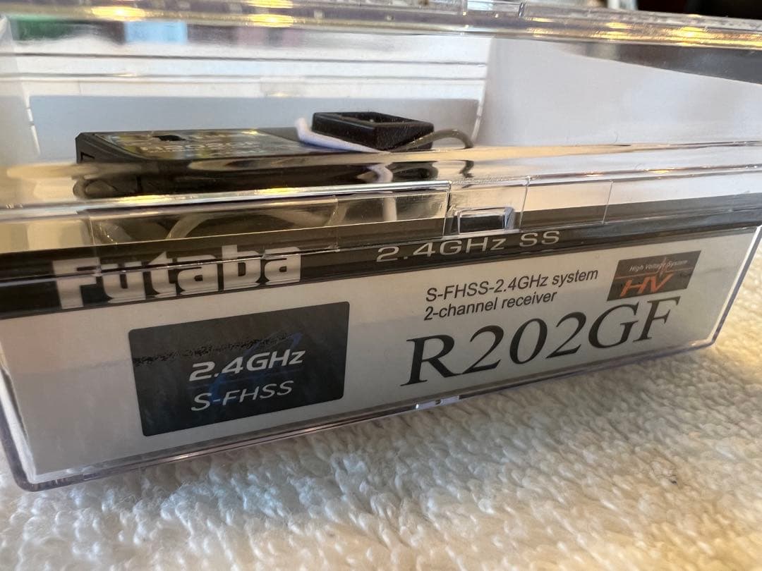 Futaba S9570SVサーボ&R202GF受信機セット