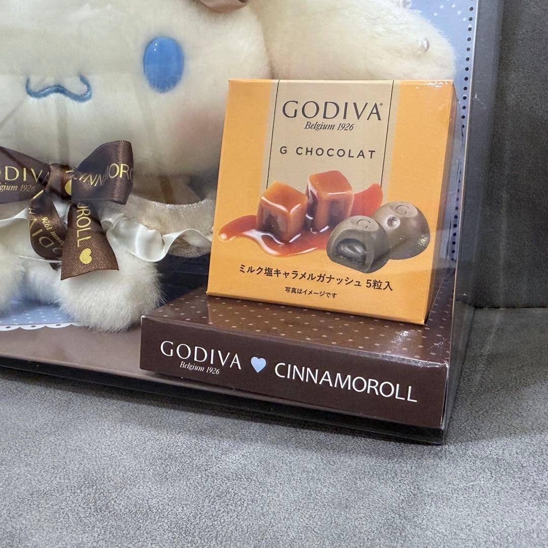【限定】サンリオ×GODIVA シナモロールぬいぐるみ チョコ付き バレンタイン