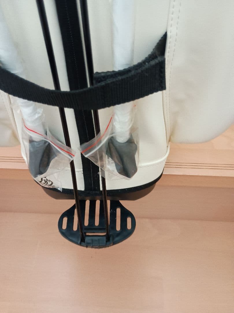 PRGR ホワイト キャディバッグ ヘッドカバー付き