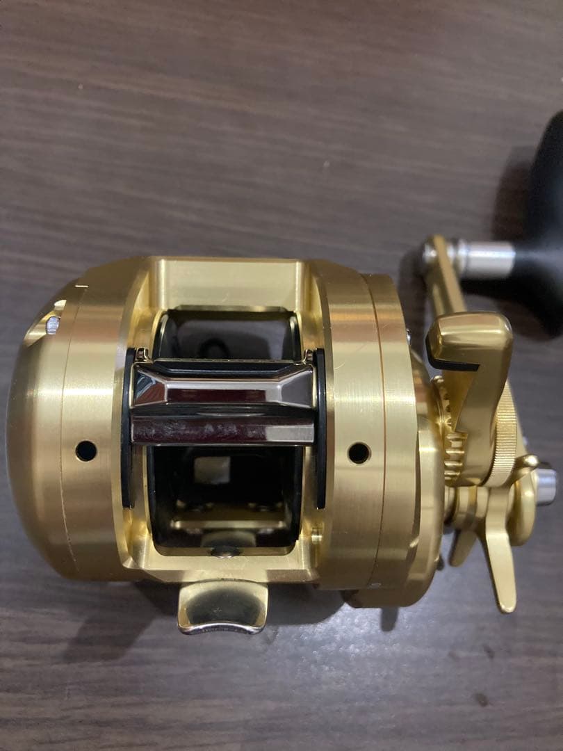 極美品18オシアコンクエストCT 300HG シマノ