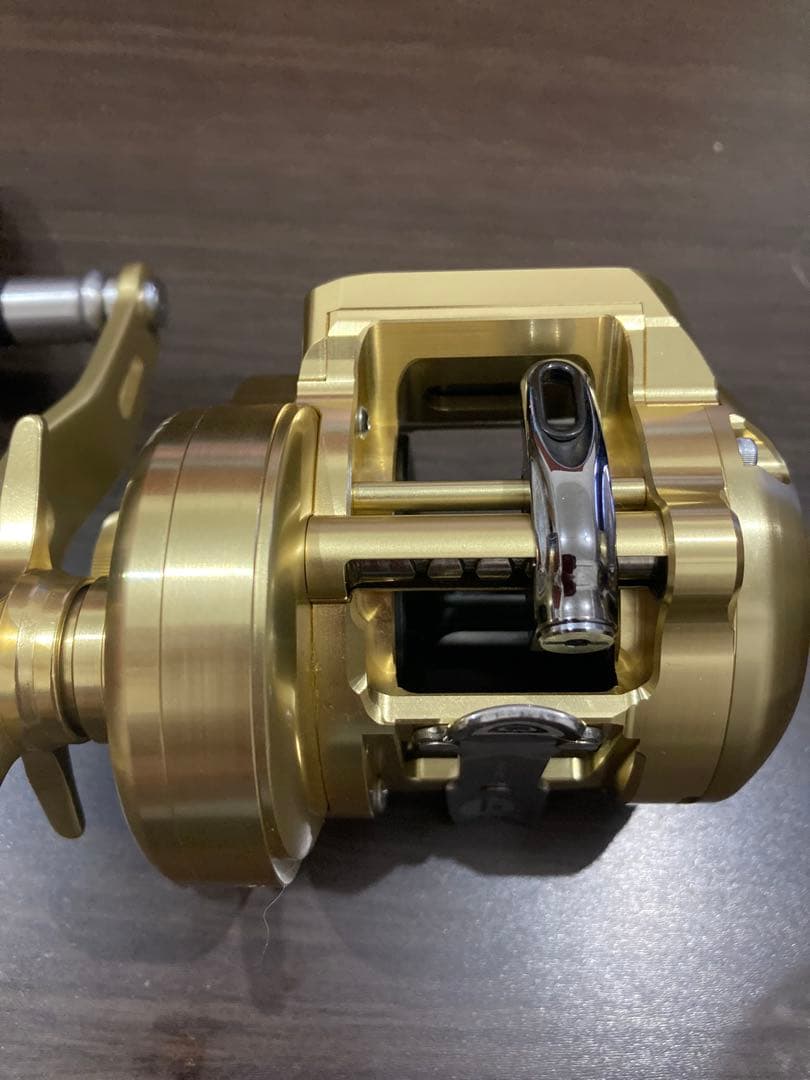 極美品18オシアコンクエストCT 300HG シマノ